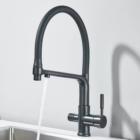 3-weg keukenkraan met 3 aansluitingen voor regenwater of gefilterd drinkwater | La Montagoon