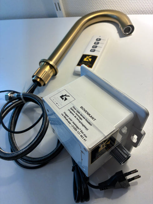 A- klasse Ultima Sensorkraan | Geborsteld Goud | Touchless kraan | Toiletruimte | Instelbaar | Goud | Minimalisme