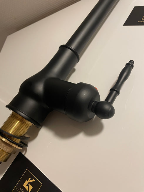 Landelijk én Industrieel | Mengkraan | Uittrek slang | Veronica | Oud Goud en Zwart