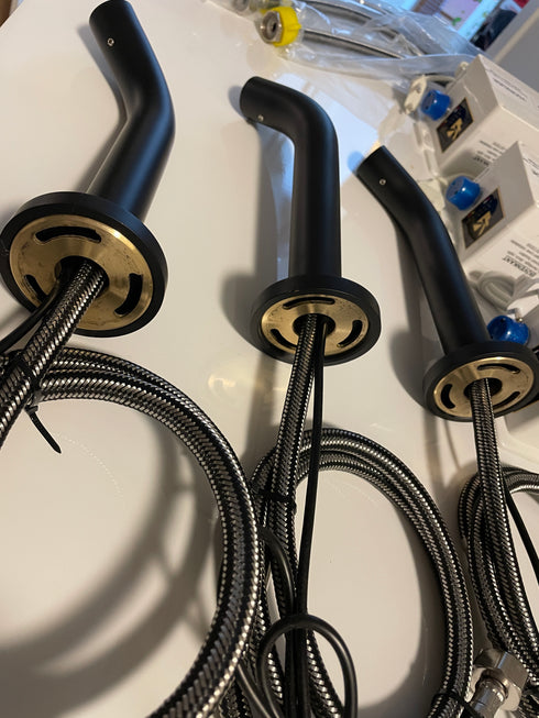 Sensorkraan aan de wand | Koud waterkraan | Voorwaarts | 2.30v en BATT