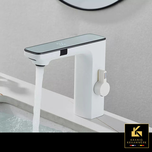 An Ultra Sensorkraan met temperatuur display en dubbele sensor | Toiletruimte | Mengkraan | Gina
