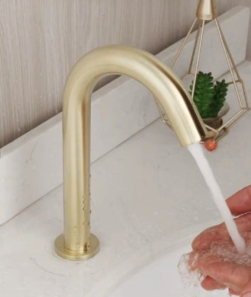 A- klasse Ultima Sensorkraan | Geborsteld Goud | Touchless kraan | Toiletruimte | Instelbaar | Goud | Minimalisme