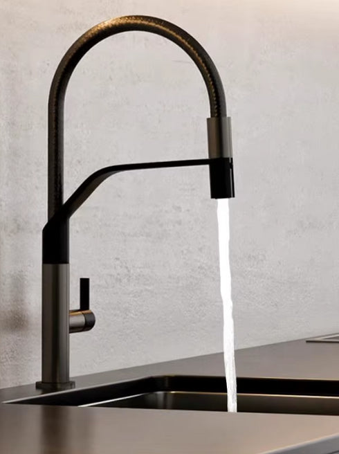 High-end | Design Keukenkraan | Keuken mengkraan met flexibele slang en sproeikop | The mount