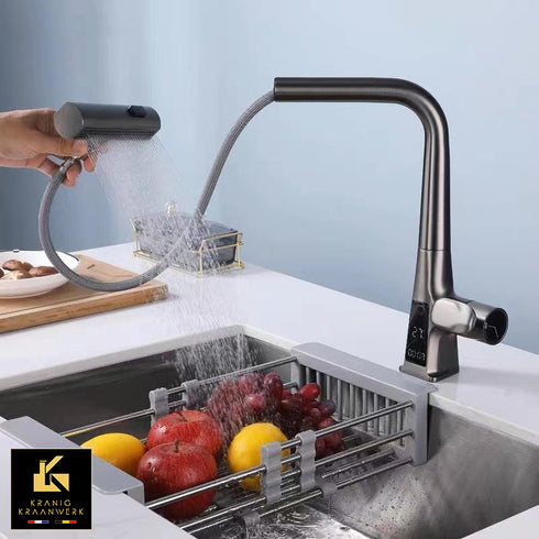 Kantelende sproeikraan | Keukenkraan met temperatuur display | Uittrekbare slang | More Myrjan