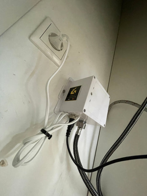 A- klasse Ultima Sensorkraan | Geborsteld Goud | Touchless kraan | Toiletruimte | Instelbaar | Goud | Minimalisme
