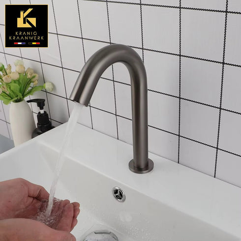 A- klasse Ultima Sensorkraan | Gunmetal Grijs | Touchless kraan | Toiletruimte | Instelbare sensor en doorlooptijd