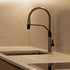 High-end | Design Keukenkraan | Keuken mengkraan met flexibele slang en sproeikop | The mount