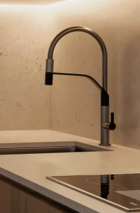 High-end | Design Keukenkraan | Keuken mengkraan met flexibele slang en sproeikop | The mount