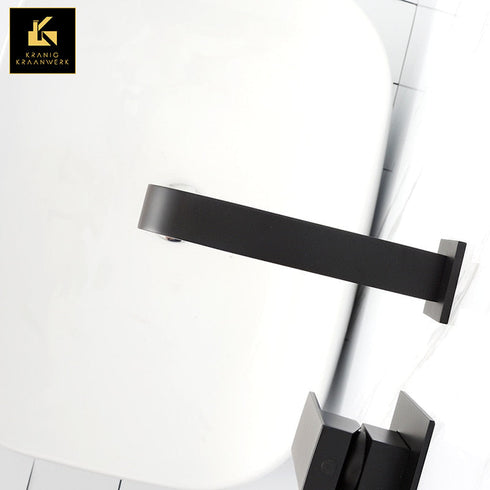 Design | Bad en wastafel mengkraan | Wandkraan | Straight forward