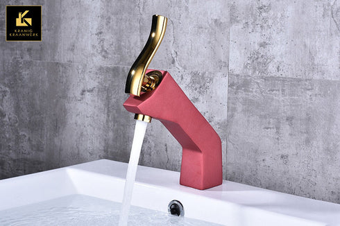 Badkamer | Designkraan | Fontein en wastafel mengkraan | Haantjesgedrag