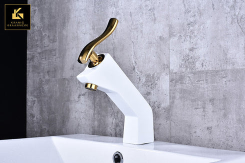 Badkamer | Designkraan | Fontein en wastafel mengkraan | Haantjesgedrag