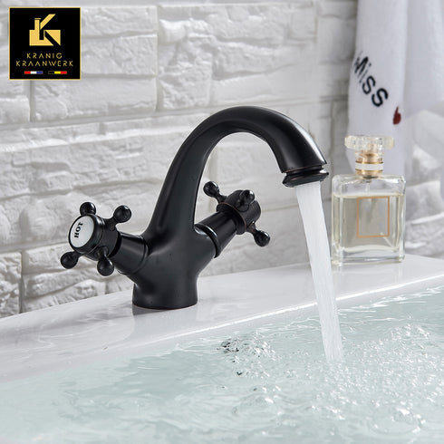 Industrieel en Landelijk | Badkamer en of keukenkraan | Cedrica | Goud Zwart Chroom RVS