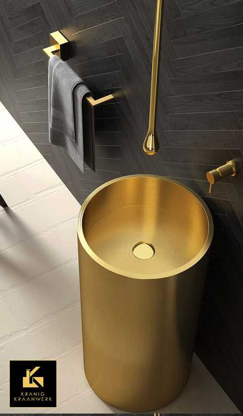 Badkamer | Hangende kraan | Bediening aan de wand | The Long drop | Minimalisme