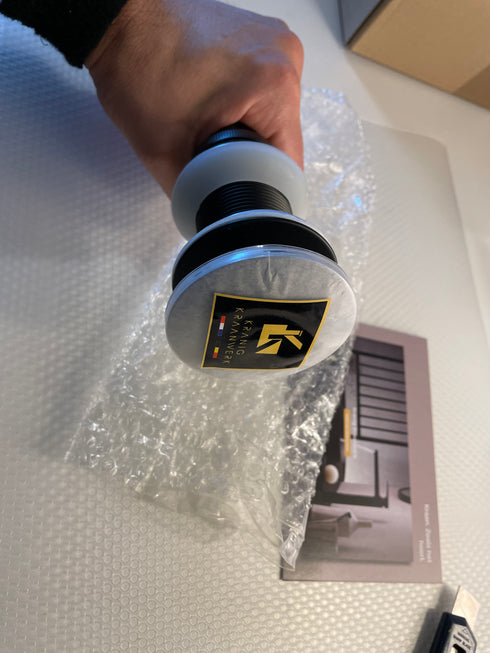 Pop- up | Afvoerplugs met luxe afwerking | Zonder overflow | Installatiebenodigdheden