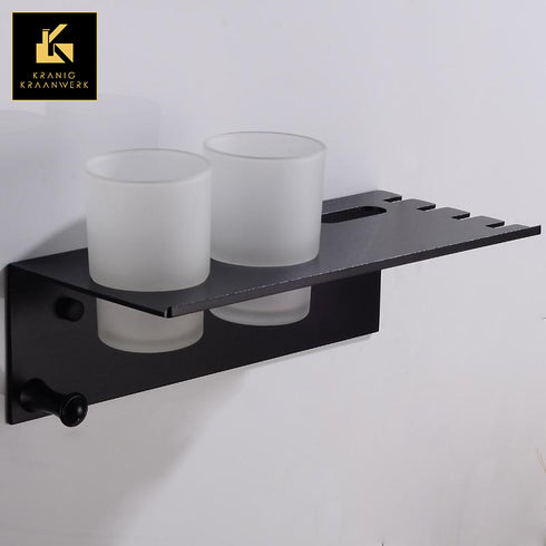 Badkamerplankje met bekers en tandenpoetsrek | Mooie plek voor je tandenborstel.