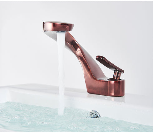 Design badkamer kraan | Fontein en wastafel kraan | Krullende Kraan Edelmetaal